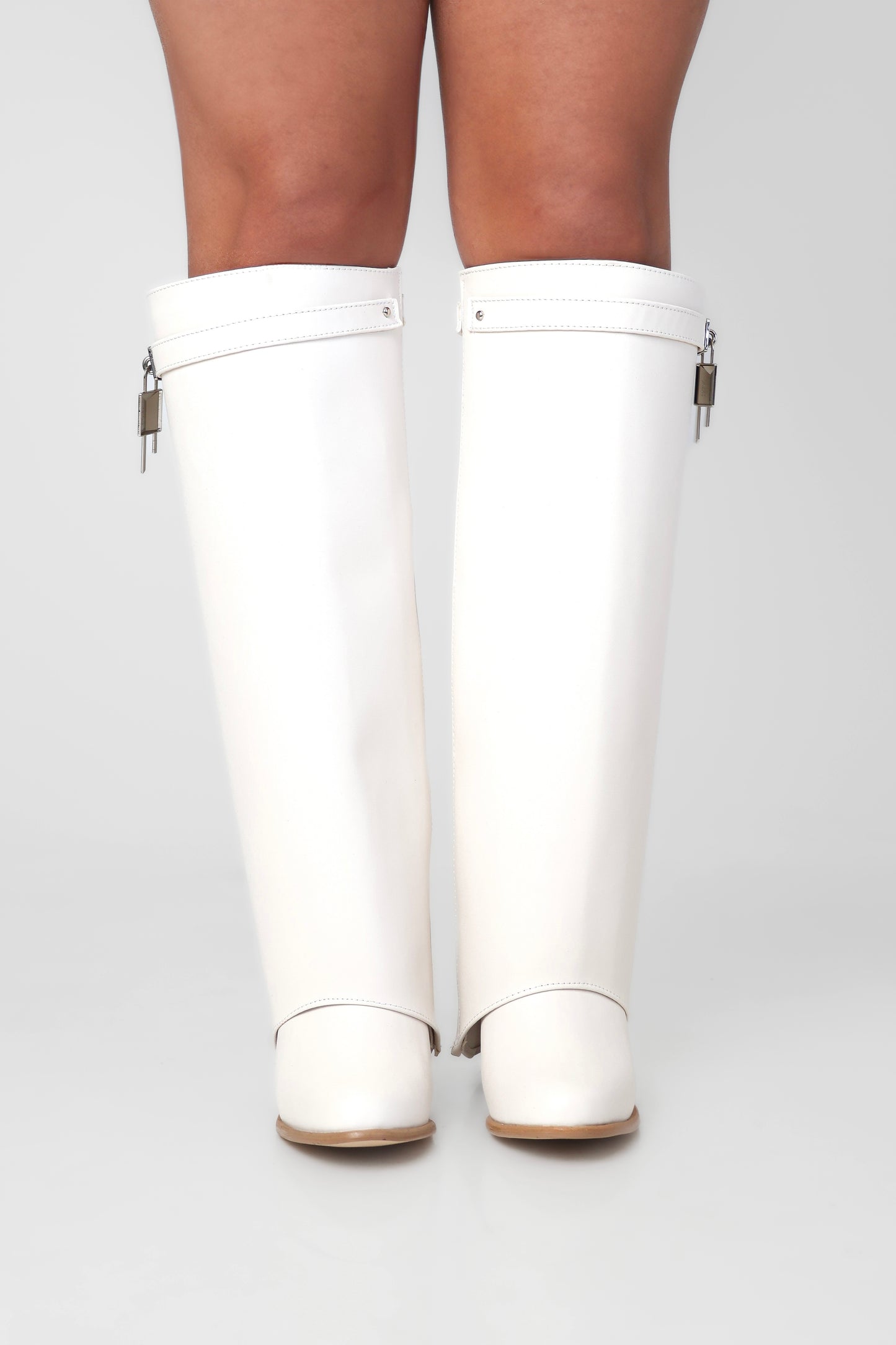 Olivia Boots White