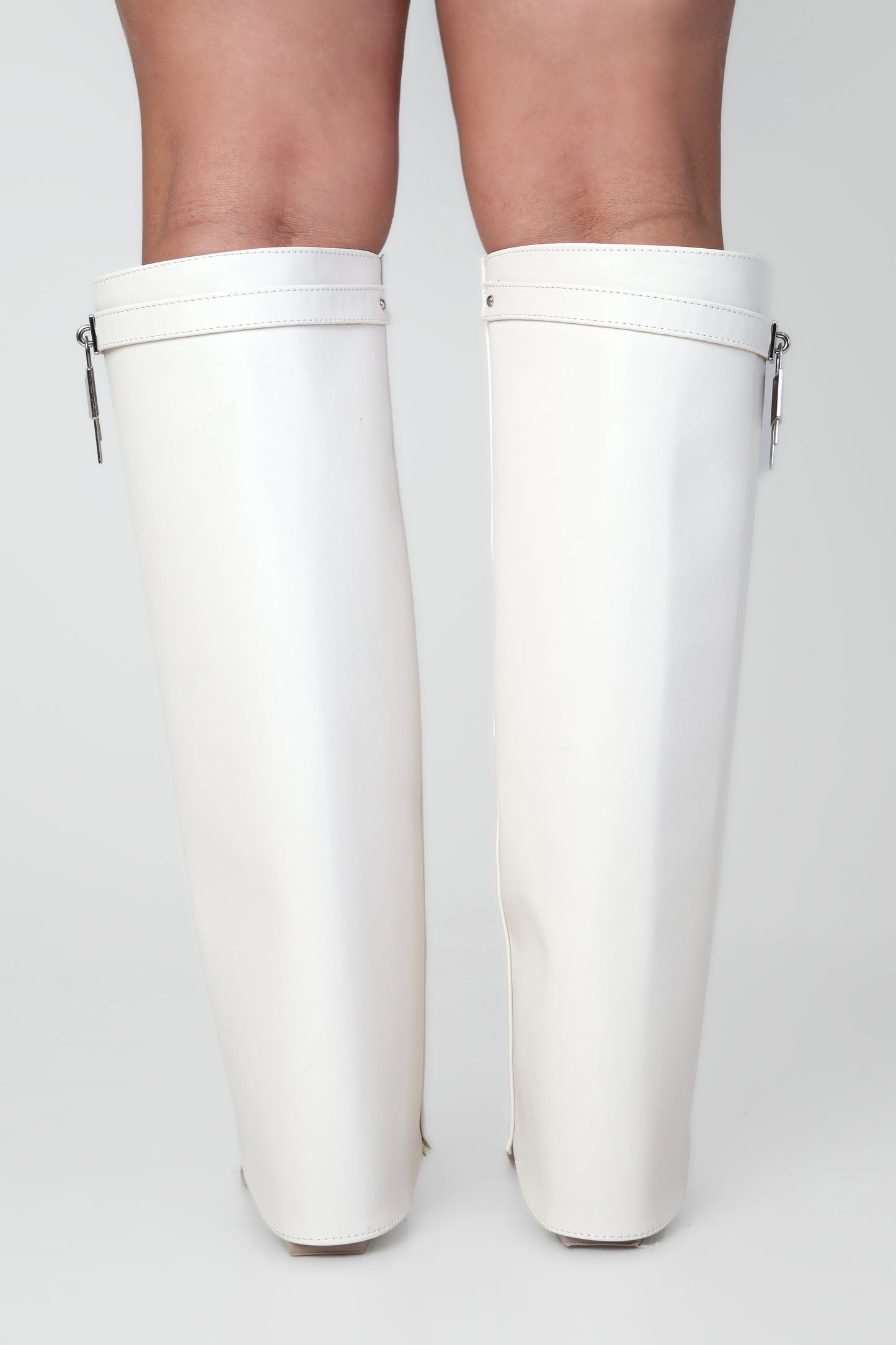 Olivia Boots White