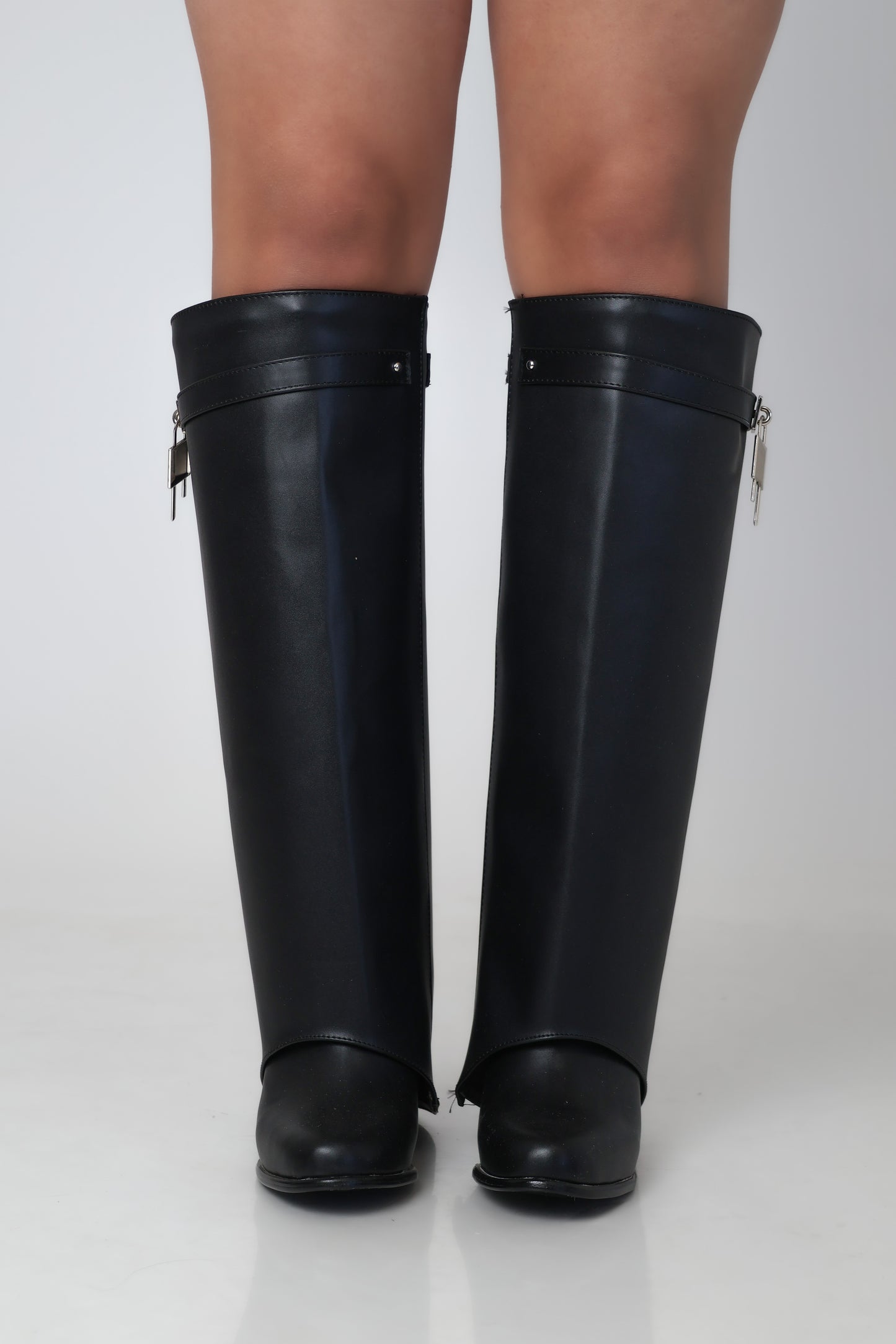 Olivia Boots Black